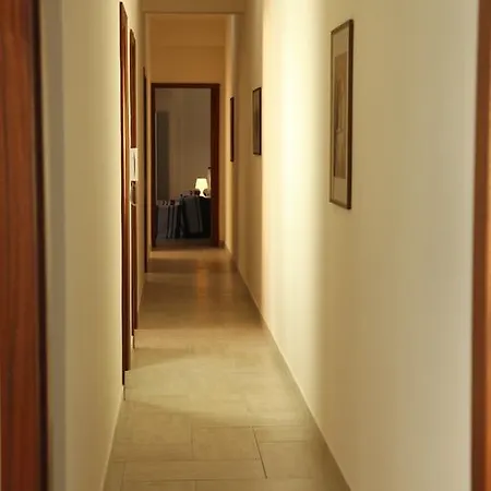 Casa A Riba U Mari شقة ريبوسْتو